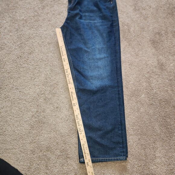 NWT Old Navy Plus Size Womens Jeans Size 20 Slouchy Straight Button High Rise - Picture 7 of 7